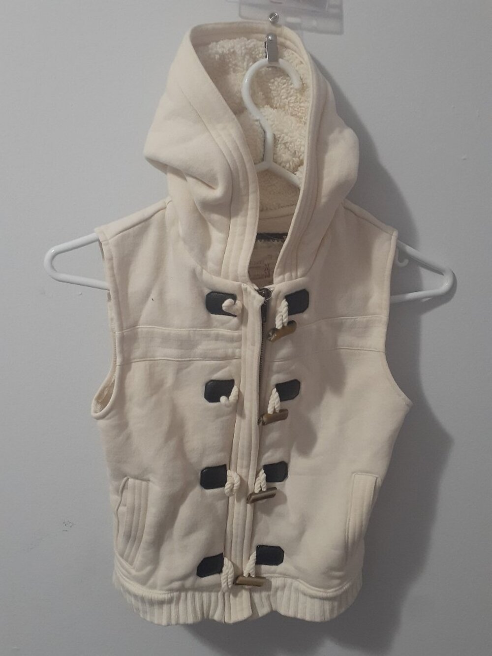Vintage Old Navy Sleeve Less Sweater Beige Zip Up